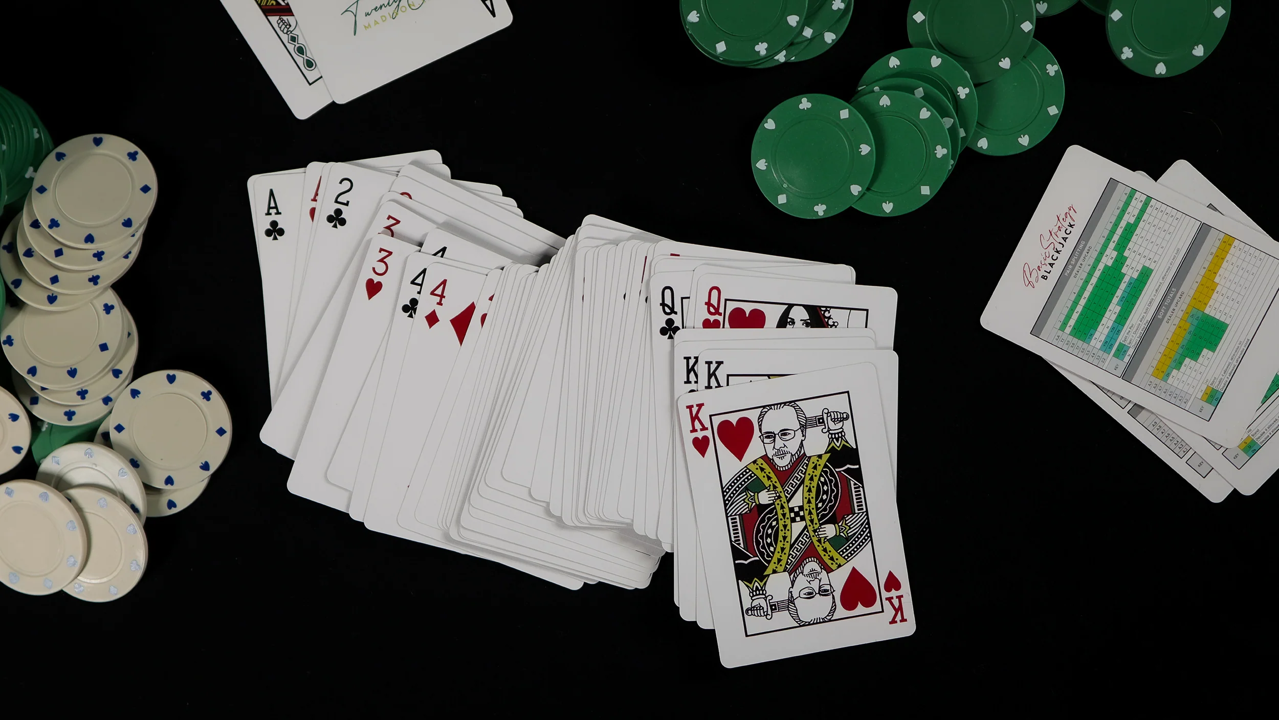 21 BLACKJACK Playing Cards - Image 43