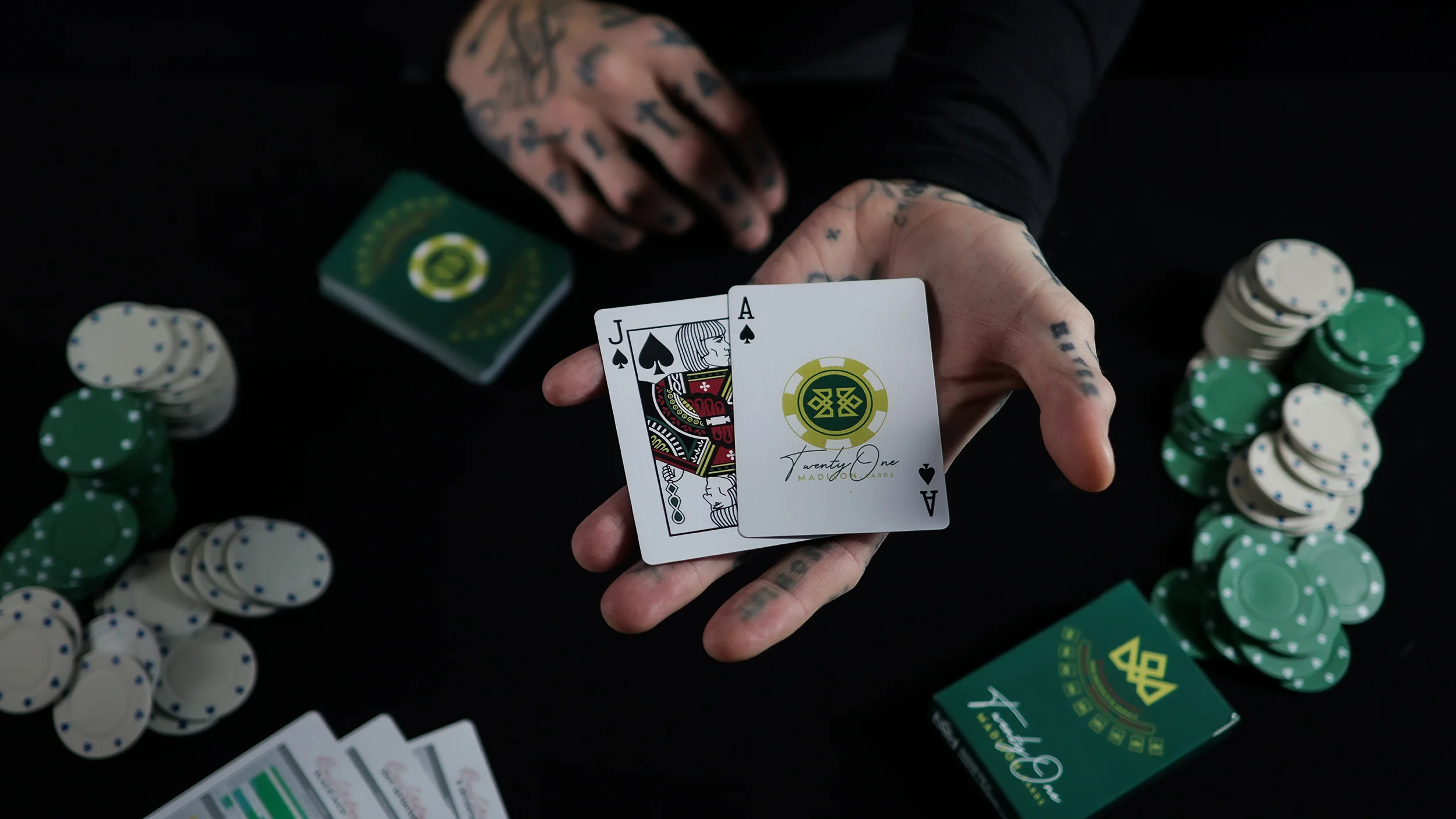 21 BLACKJACK Playing Cards - Image 49