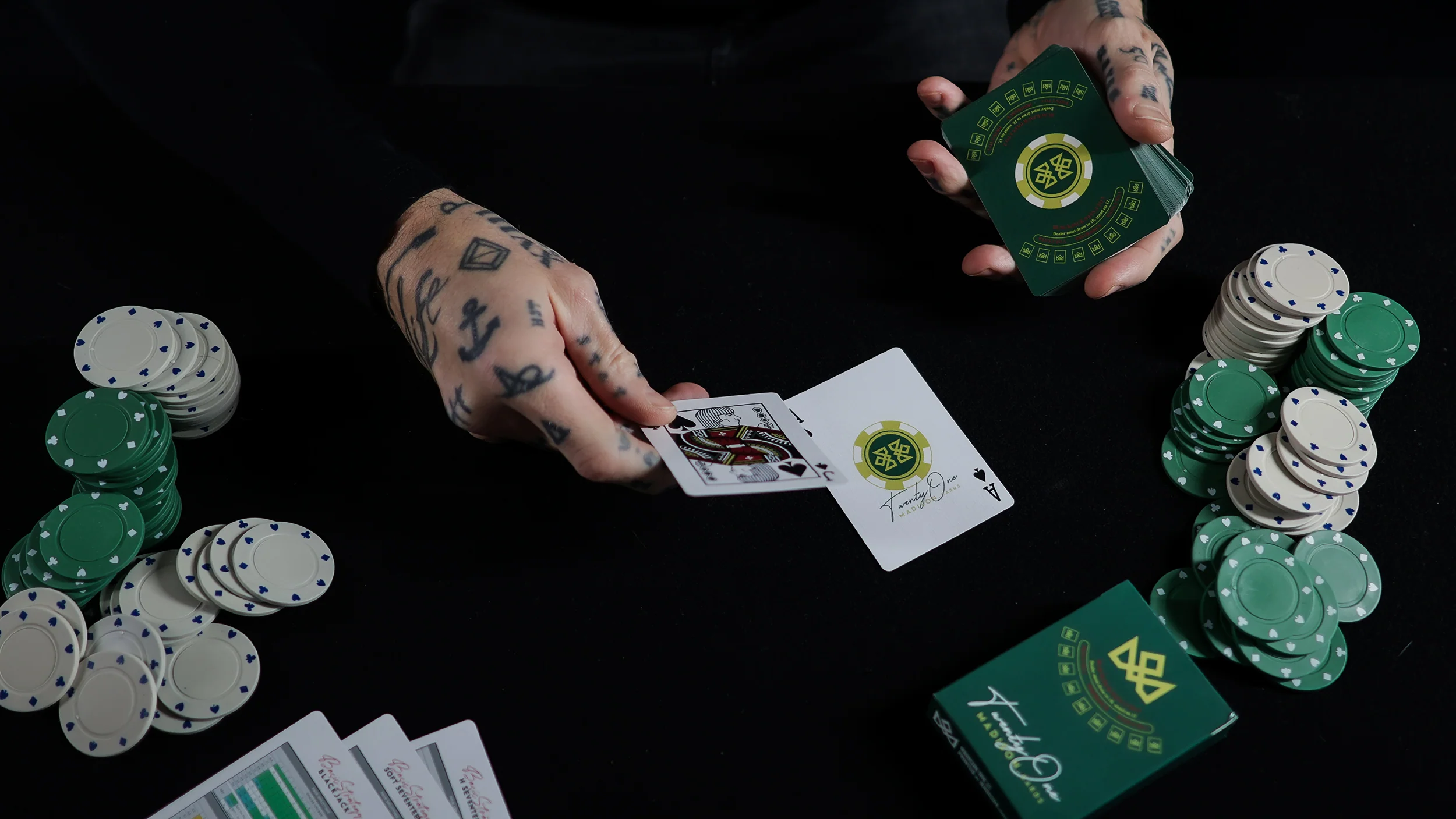 21 BLACKJACK Playing Cards - Image 51