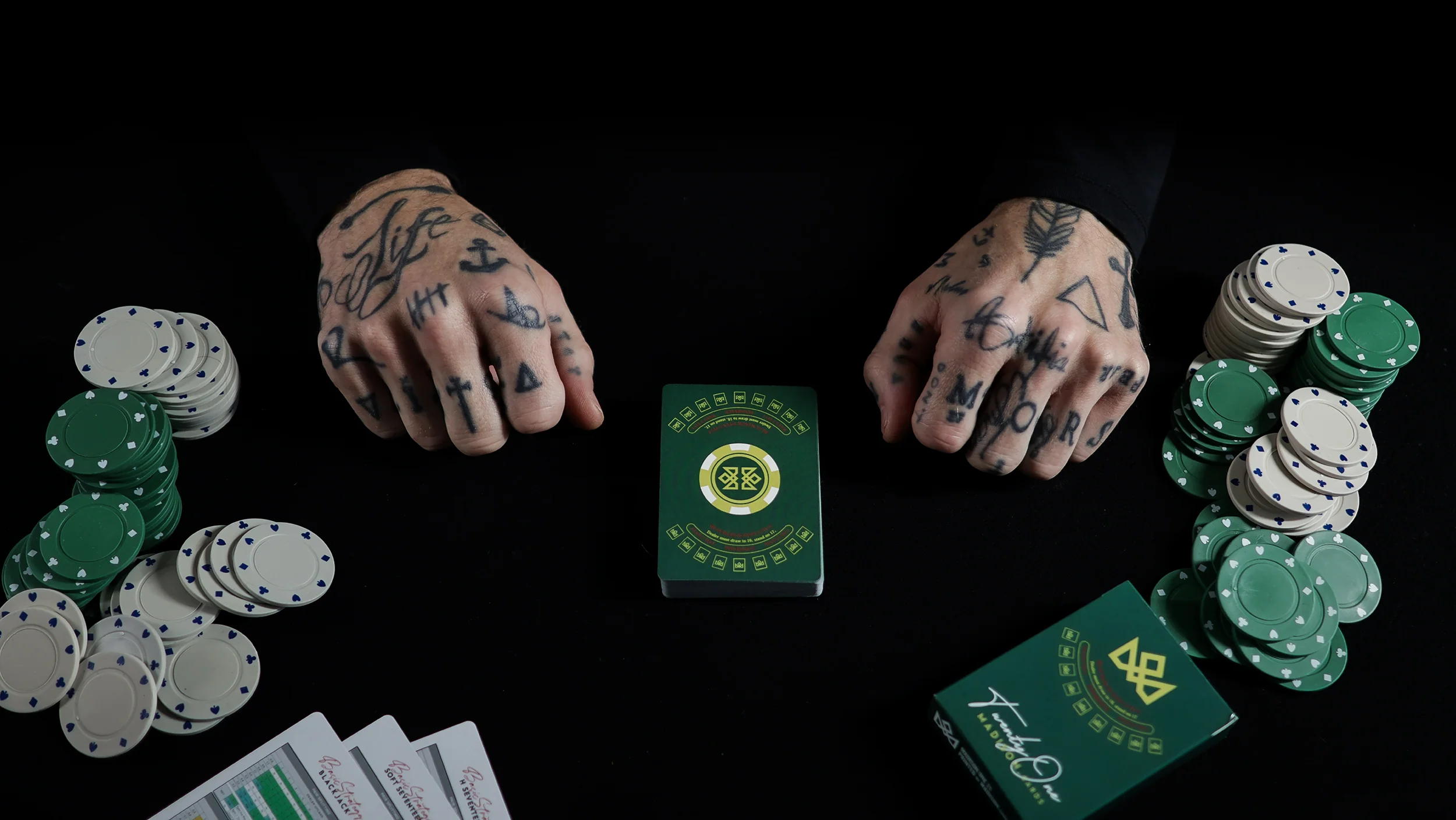 21 BLACKJACK Playing Cards - Image 52