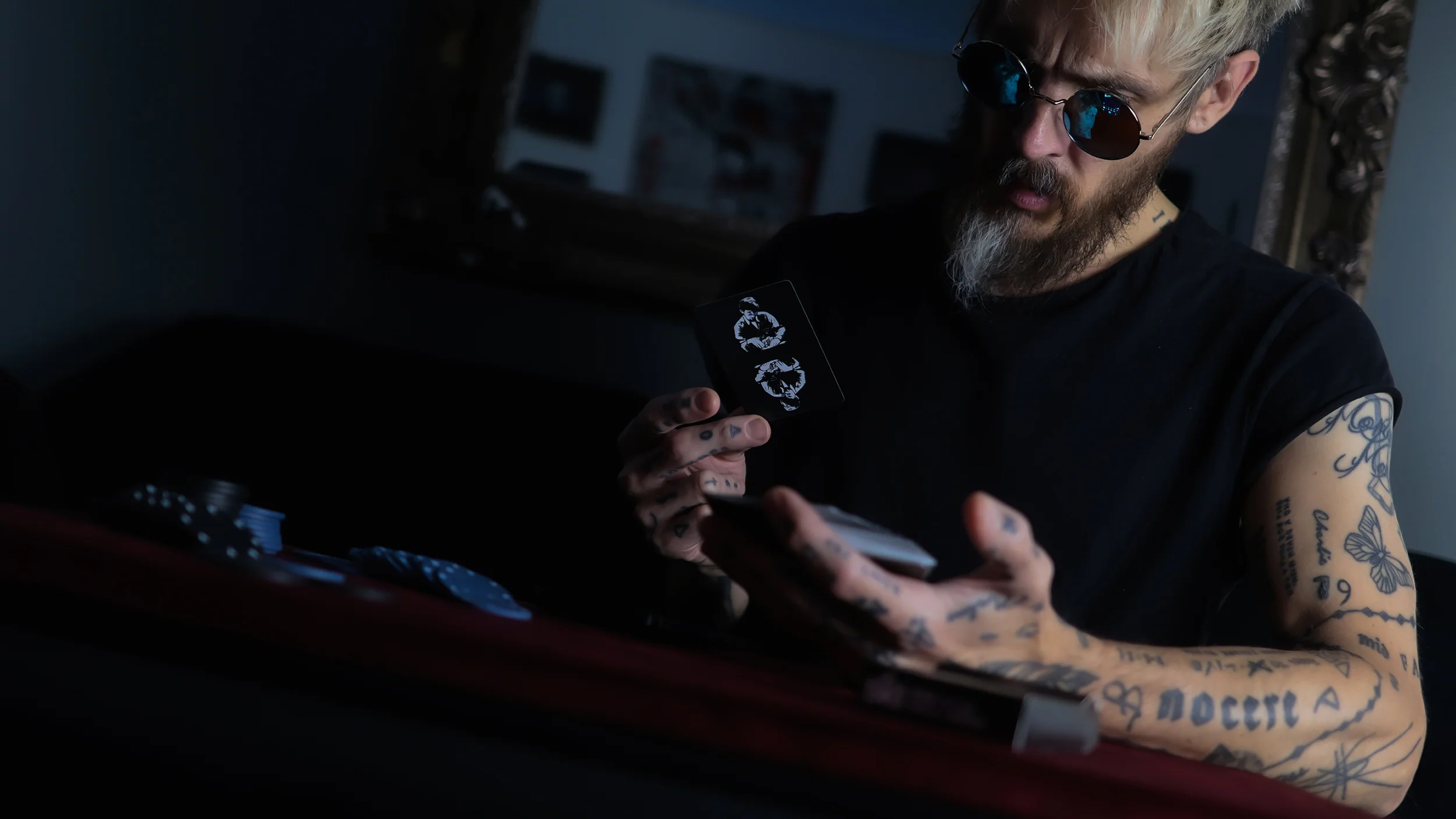 BLUE MIRRORED 'SHINER' SHADES - Image 3