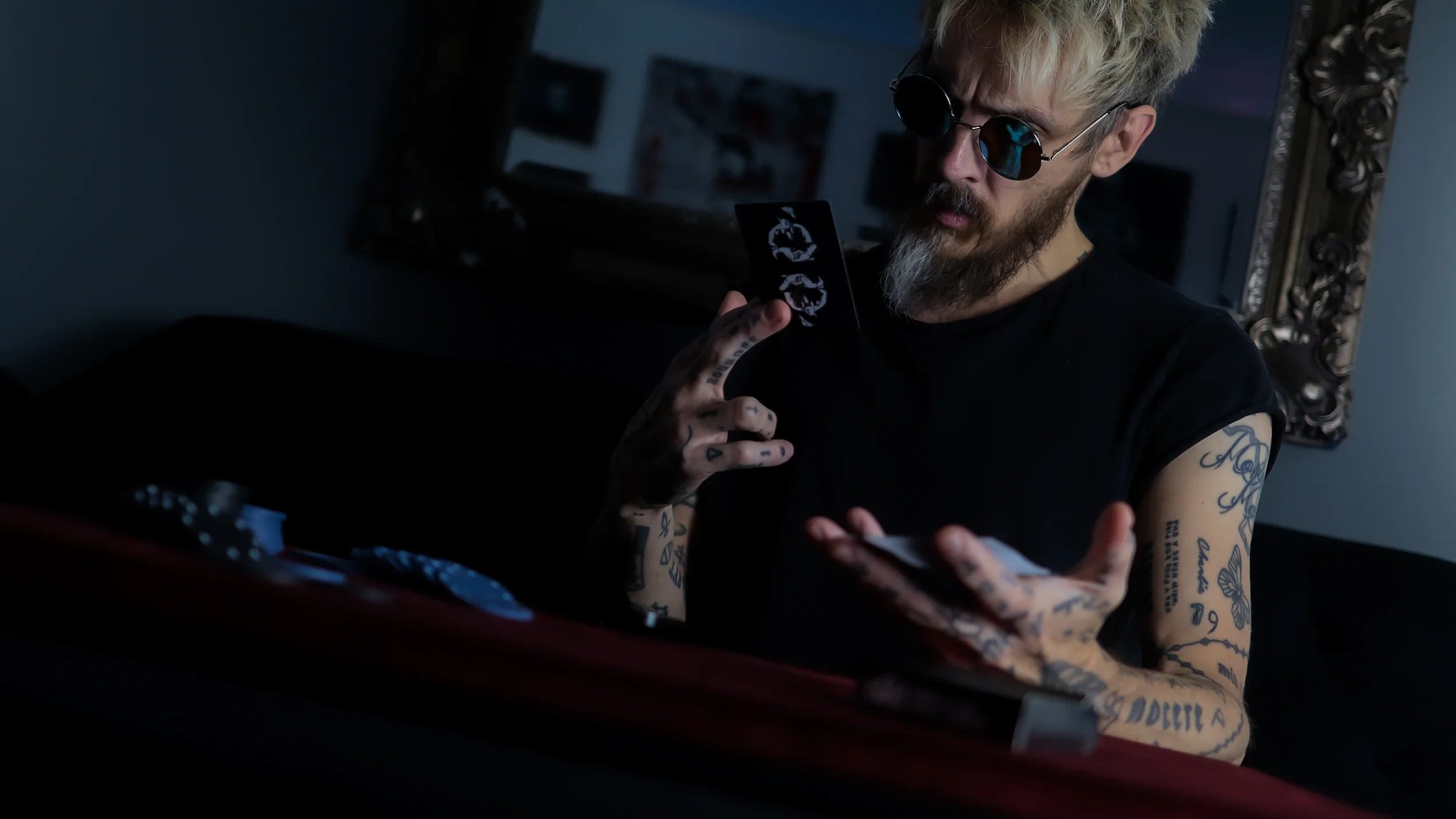 BLUE MIRRORED 'SHINER' SHADES - Image 4
