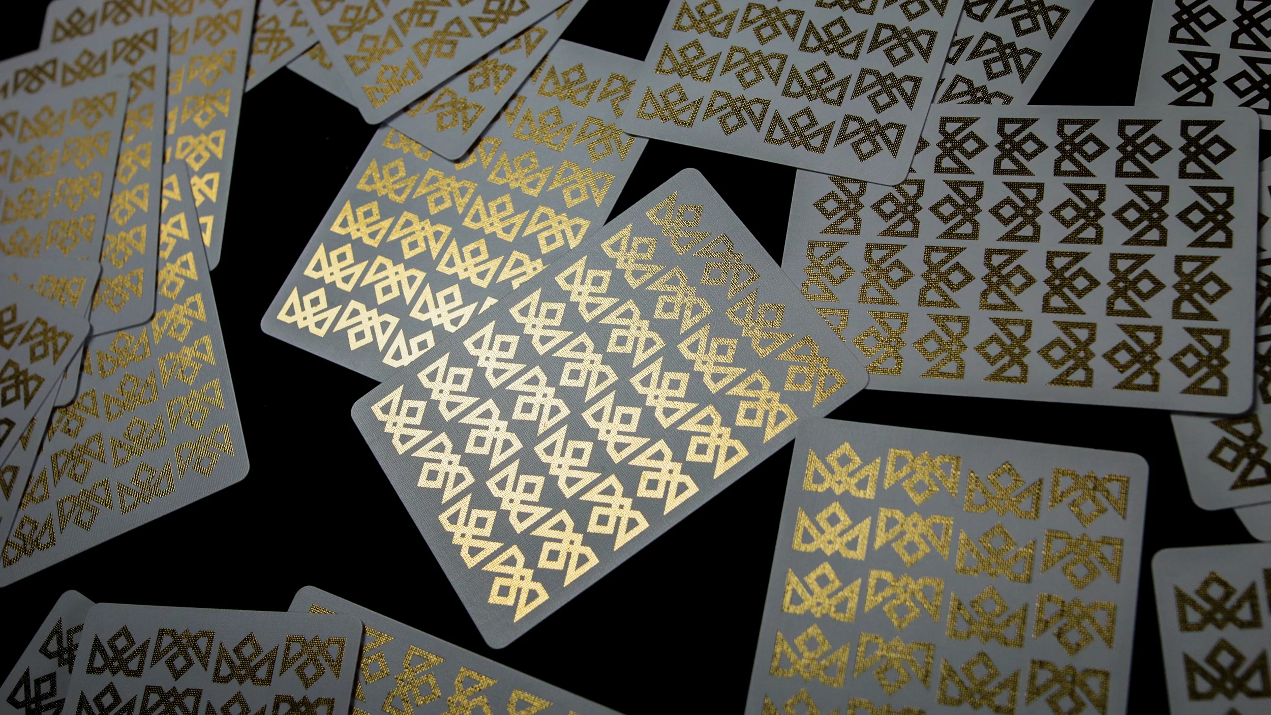 GOLD CHARLATANS - Image 4