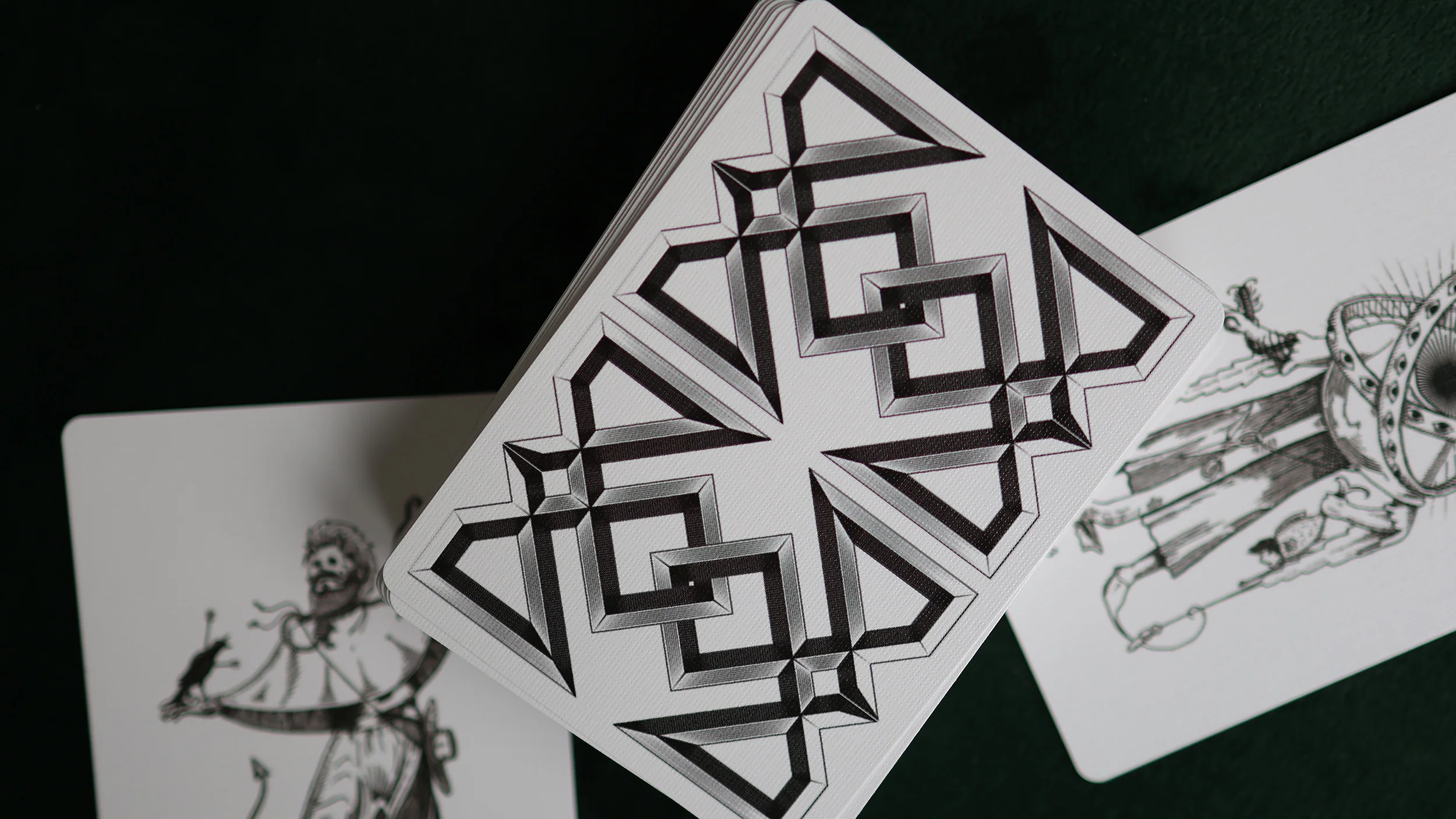 DEVIL'S CUT - WHITE TYRANTS - Image 7