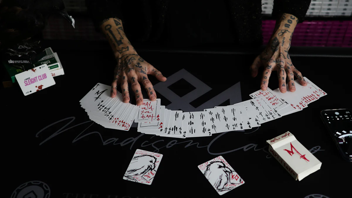 Hand Drawn SIGNATURE Playing Cards - Image 10