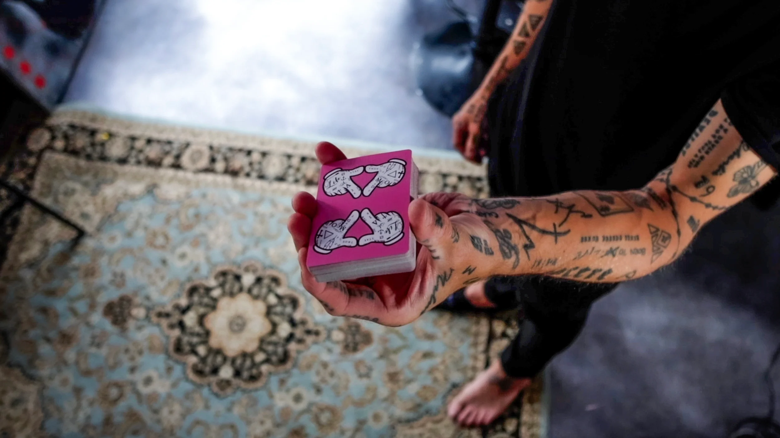 KNUCKLES Sleight-of-Hand / Cardistry Workshop - Image 4