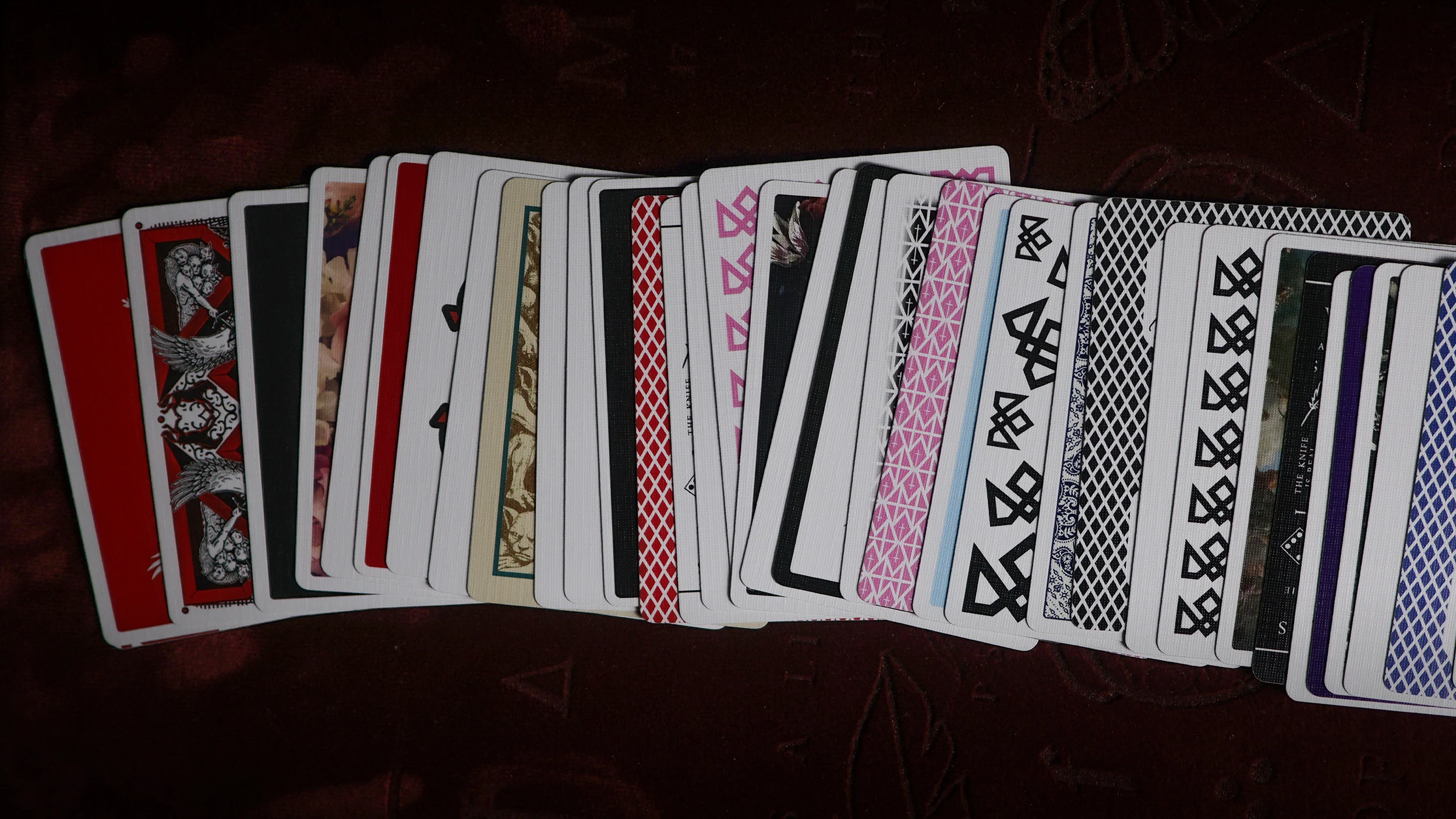 LEGACY Playing Cards - Image 78