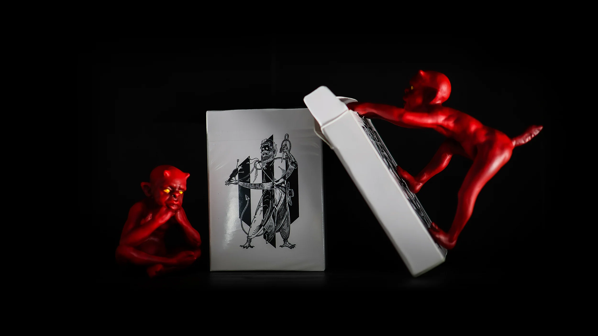 LION'S DEN REVELATIONS Playing Cards - Image 10