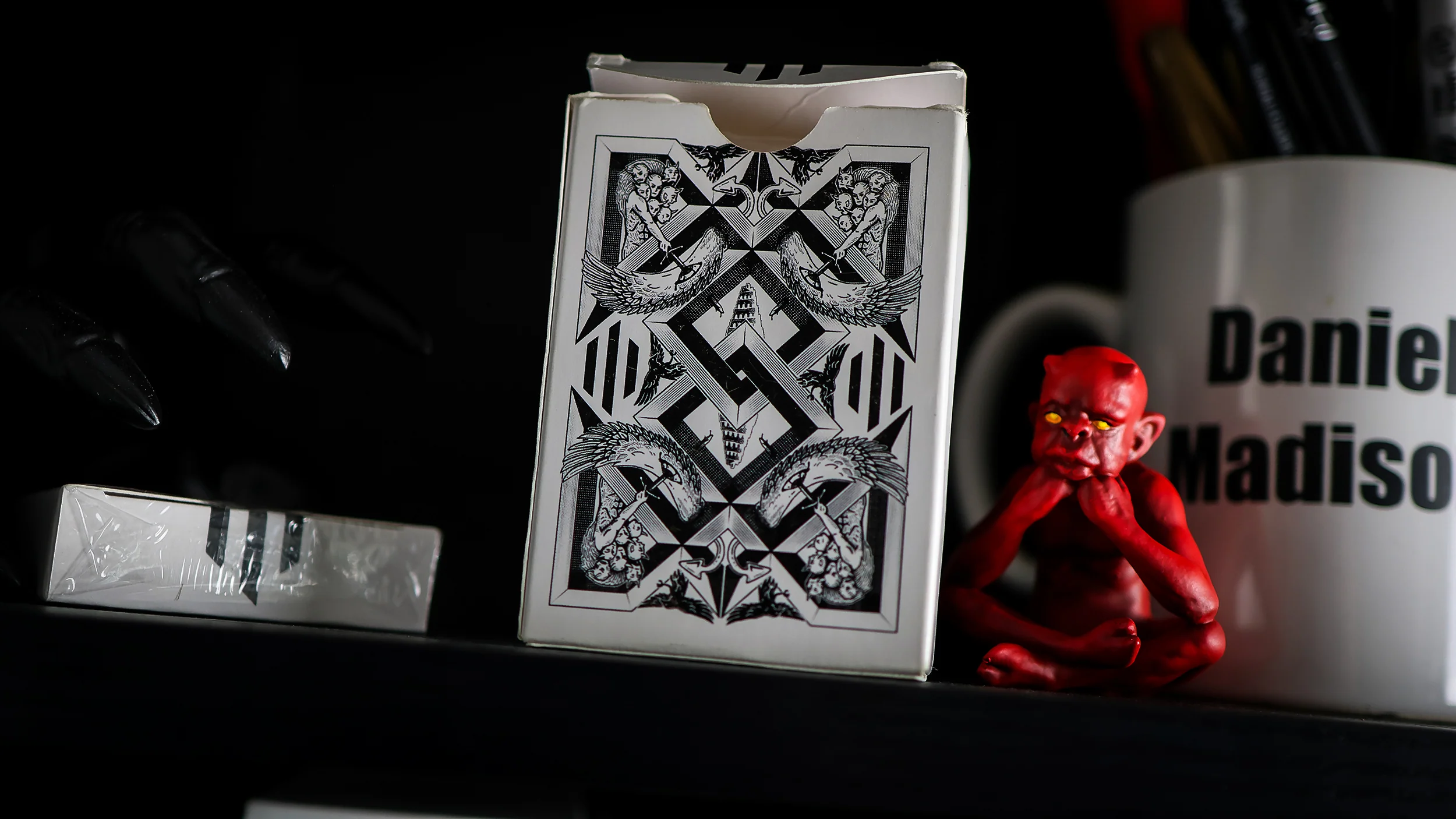 LION'S DEN REVELATIONS Playing Cards - Image 7