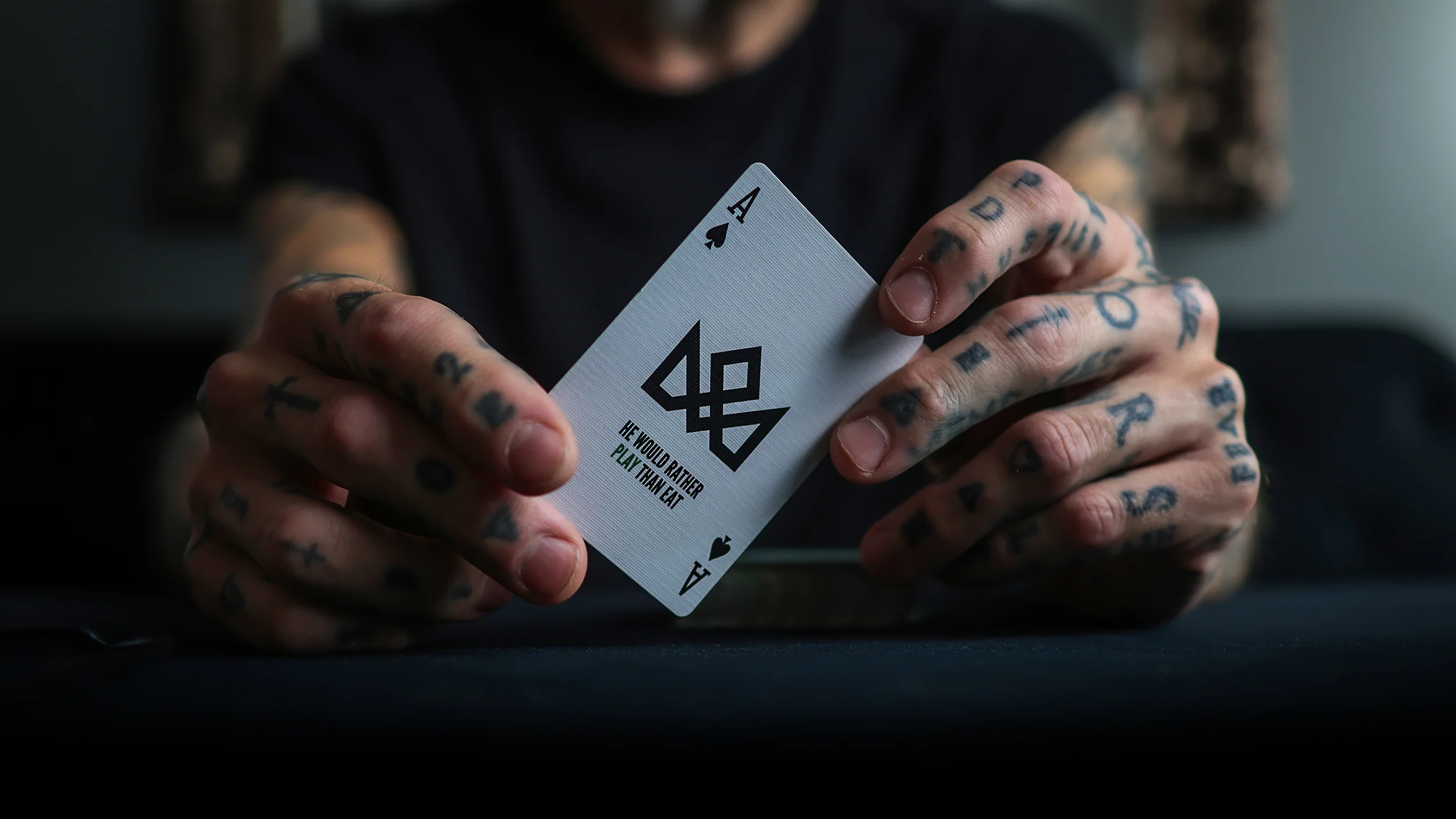 MADISON GREEN TWISTERS Playing Cards - Image 17