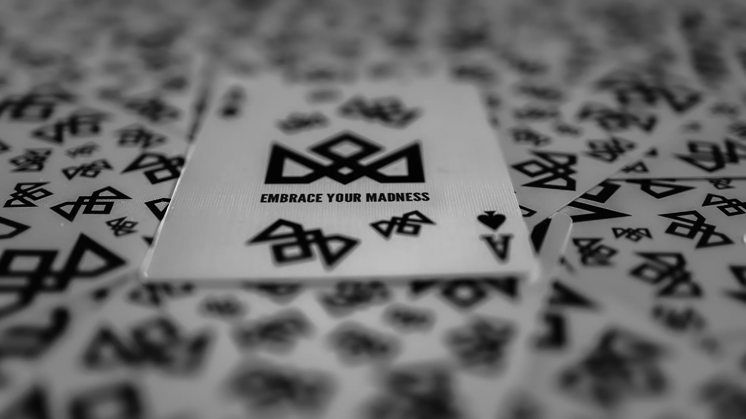MADNESS Playing Cards - Image 5