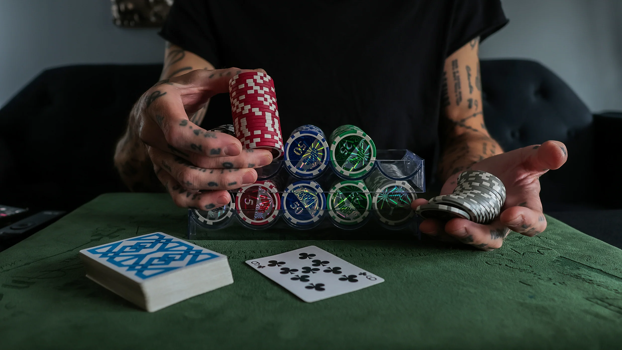 COPAG POKER CHIP TRAY SET AND SHARPS - Image 11