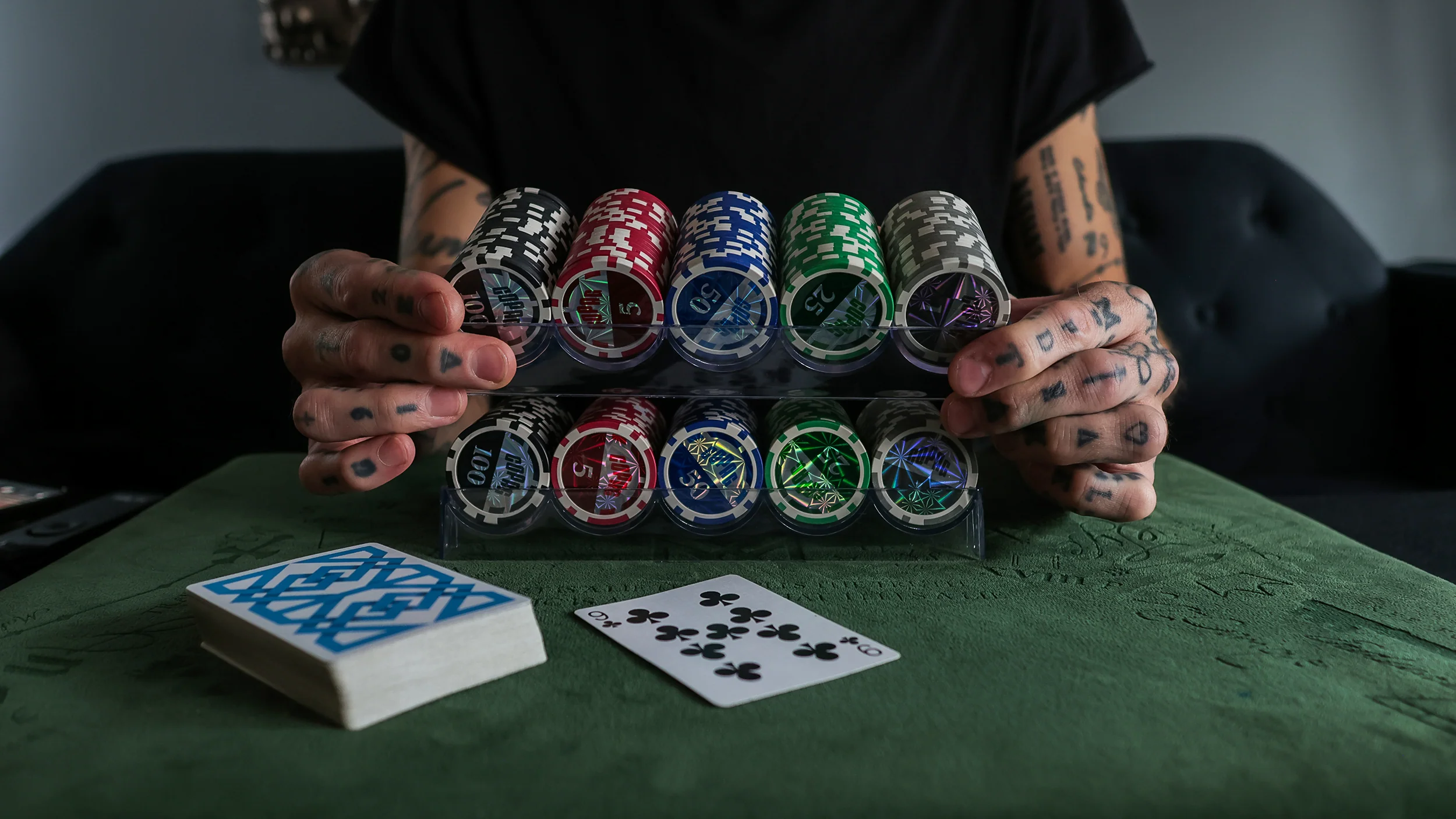 COPAG POKER CHIP TRAY SET AND SHARPS - Image 8