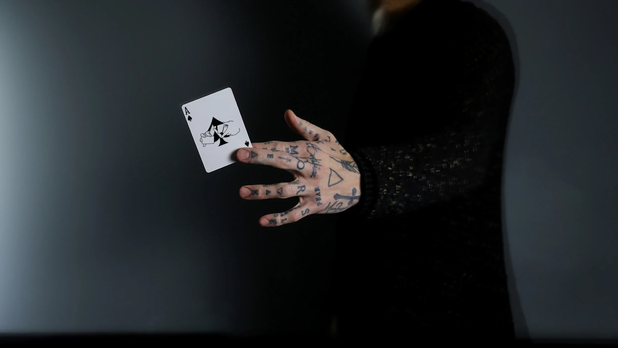SHUFFLE Playing Cards by Steven Frayne - Image 5