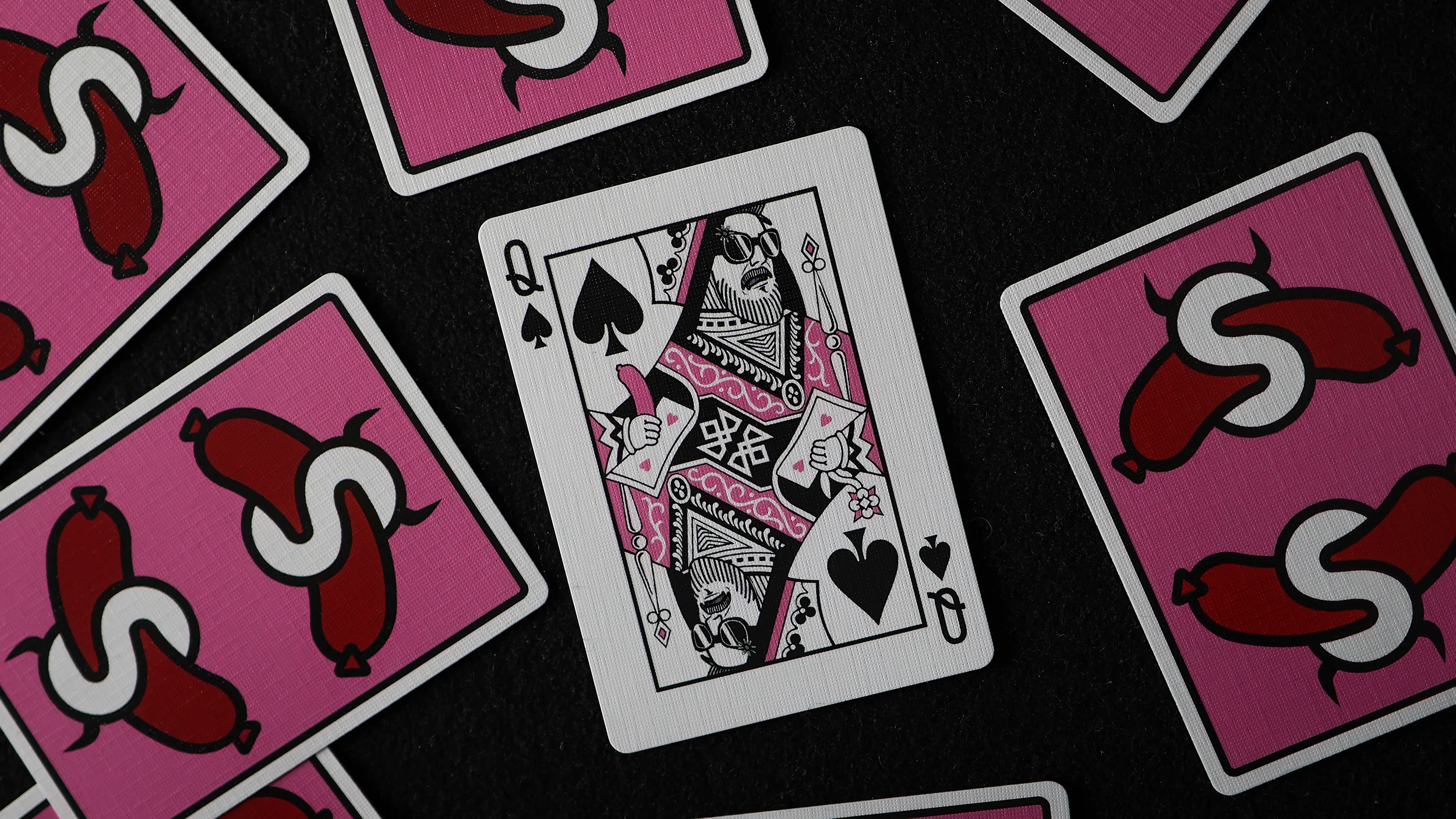 SUZAN SAUSAGE Playing Cards - Image 37