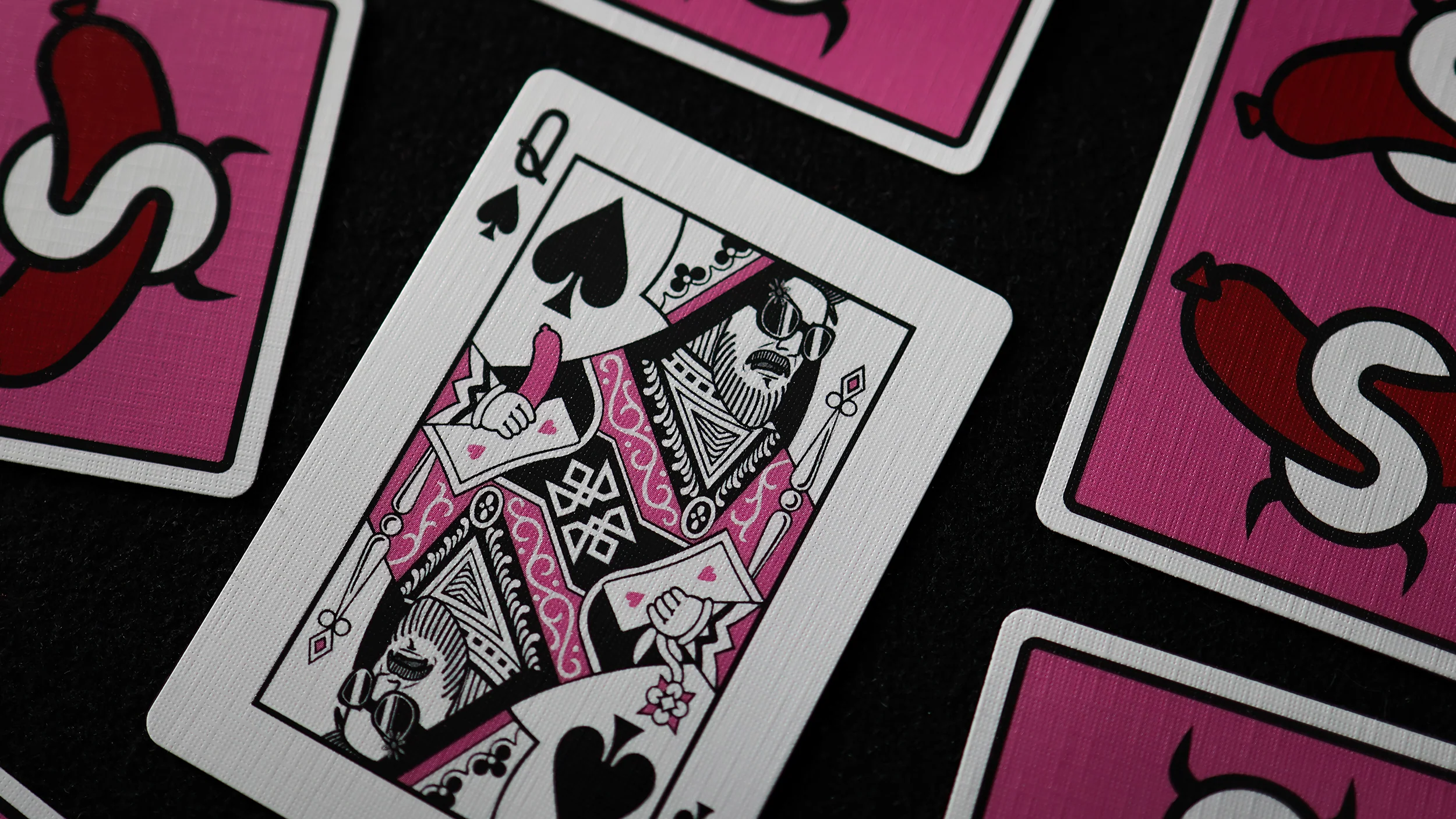 SUZAN SAUSAGE Playing Cards - Image 38