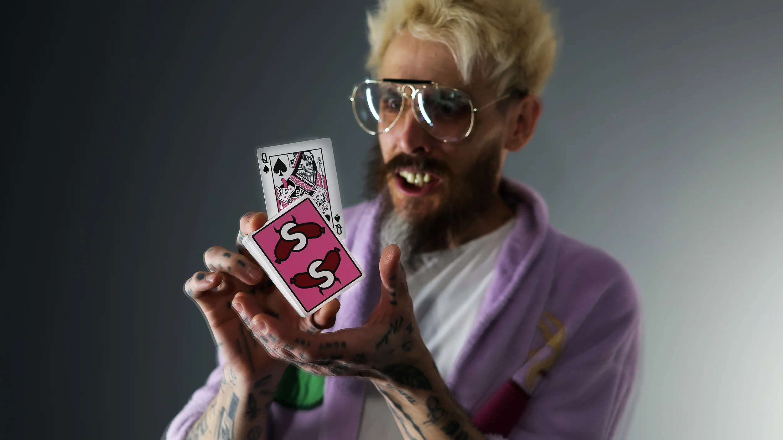 SUZAN SAUSAGE Playing Cards - Image 41