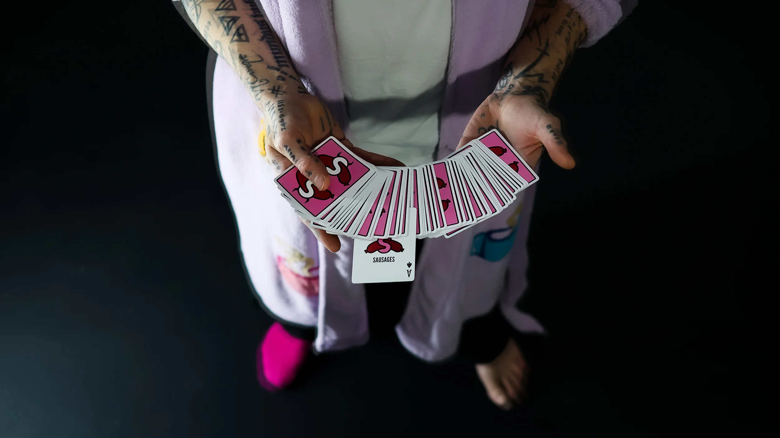 SUZAN SAUSAGE Playing Cards - Image 48