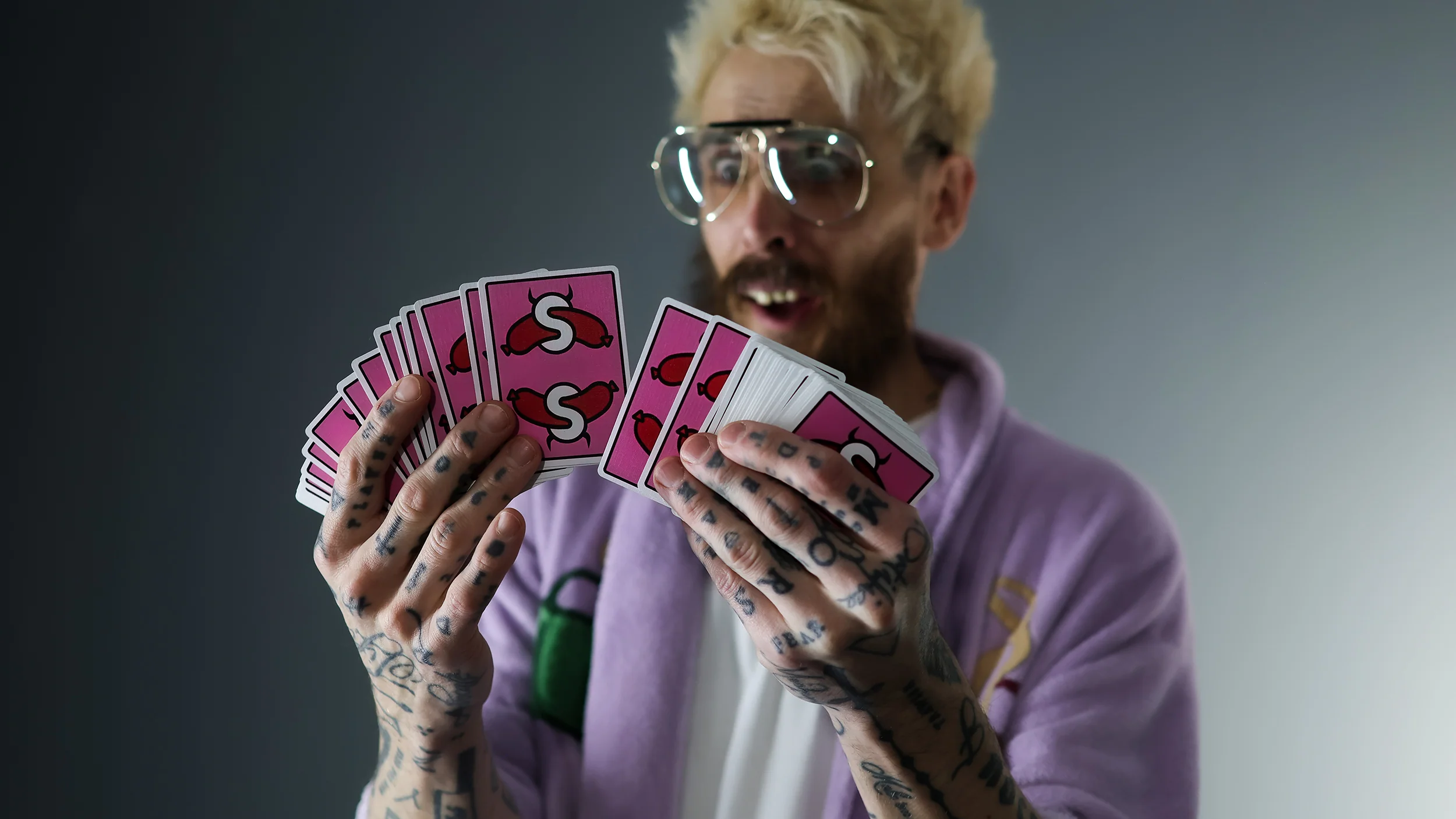 SUZAN SAUSAGE Playing Cards - Image 50