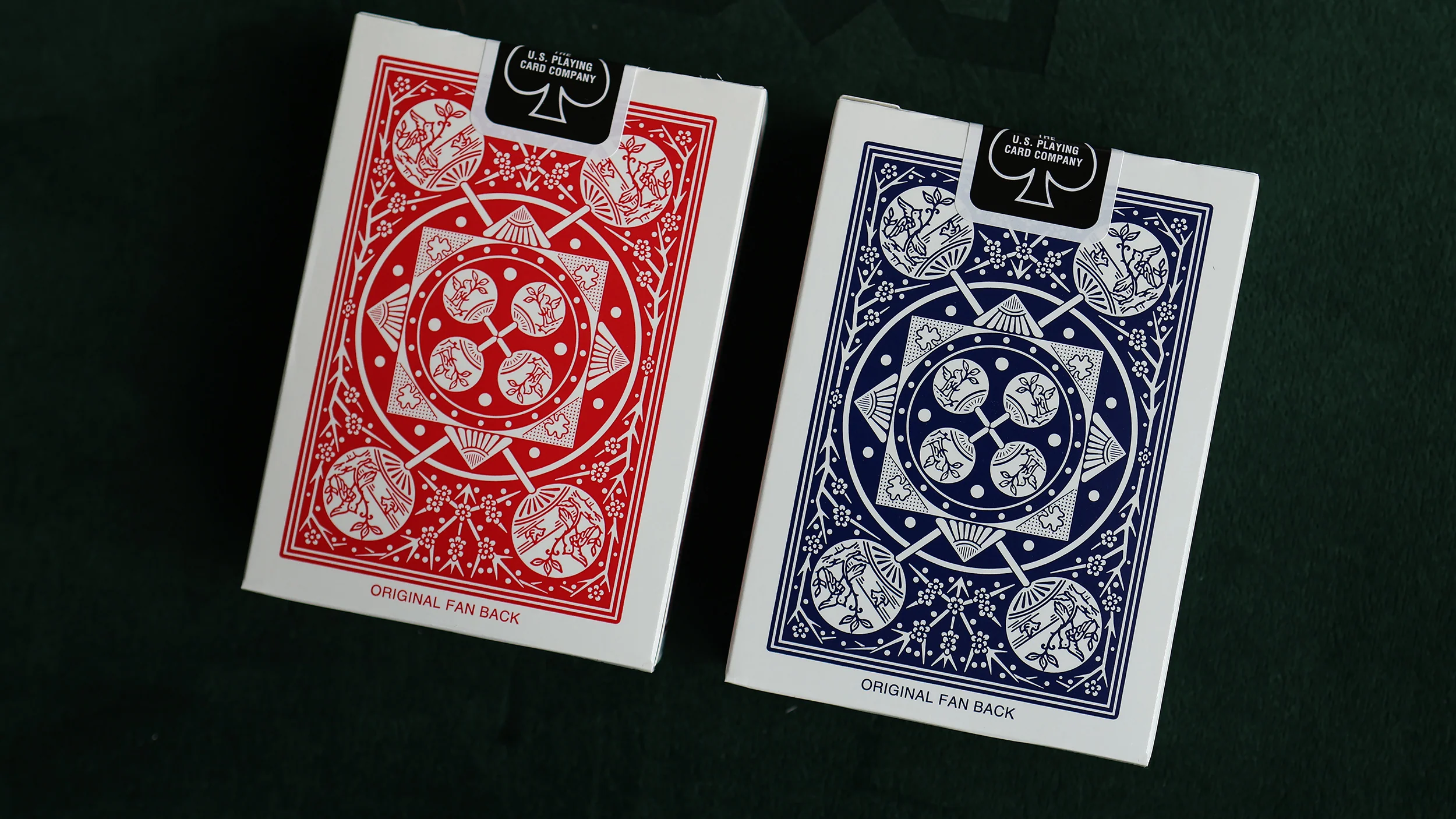 TALLY-HO Fan Back Playing Cards - RED / BLUE - Image 6
