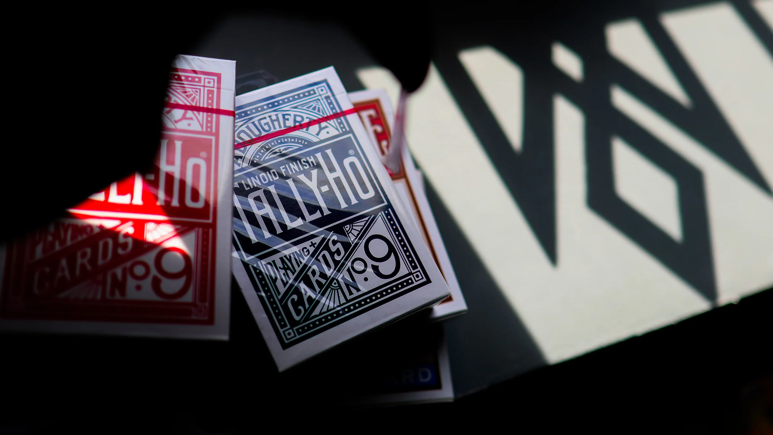 TALLY-HO Circle Back Playing Cards - RED / BLUE - Image 5