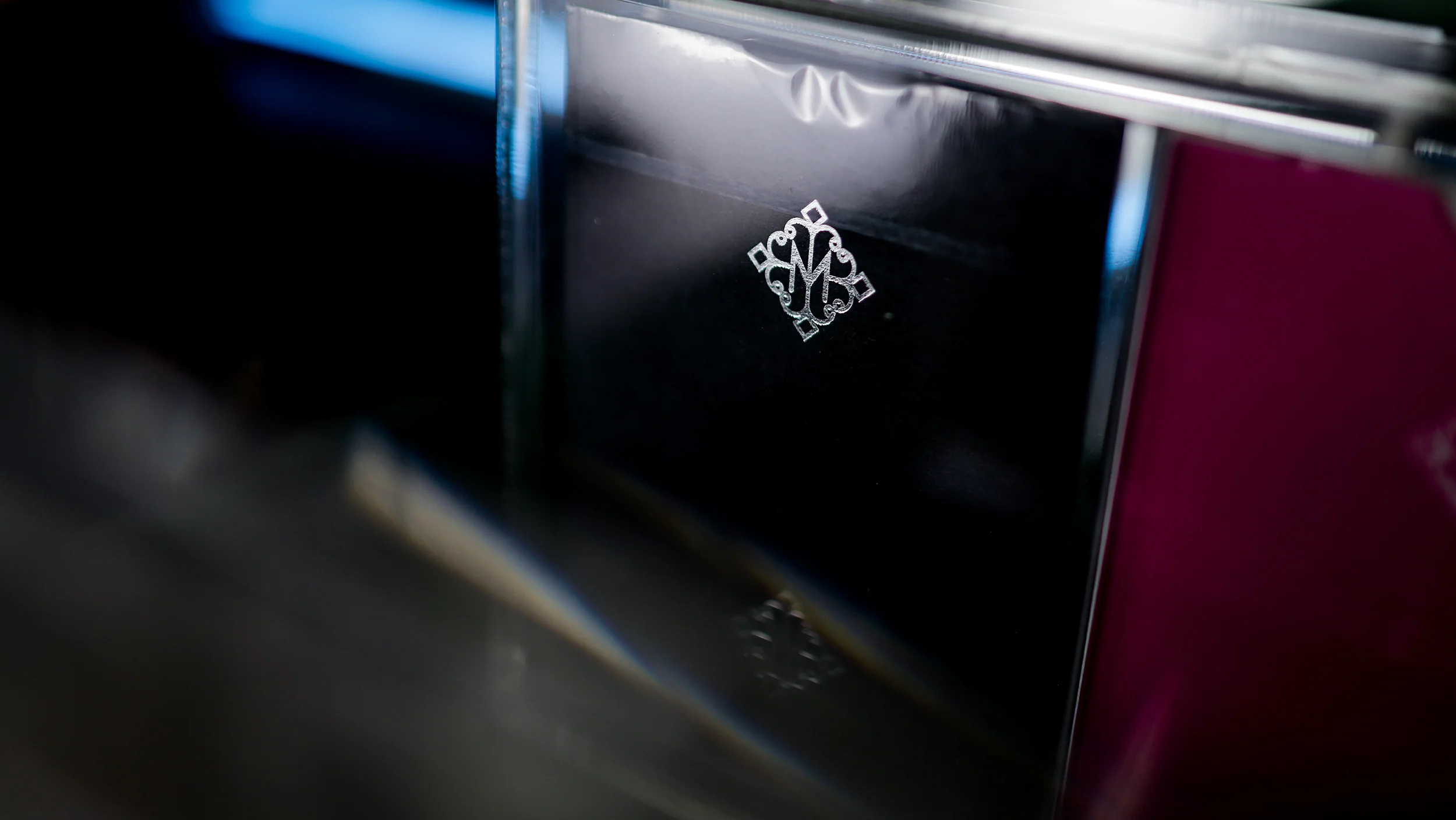 TEN-DECK MADISON ROUNDERS SET with CARAT CASES Signed by MADISON - Image 18