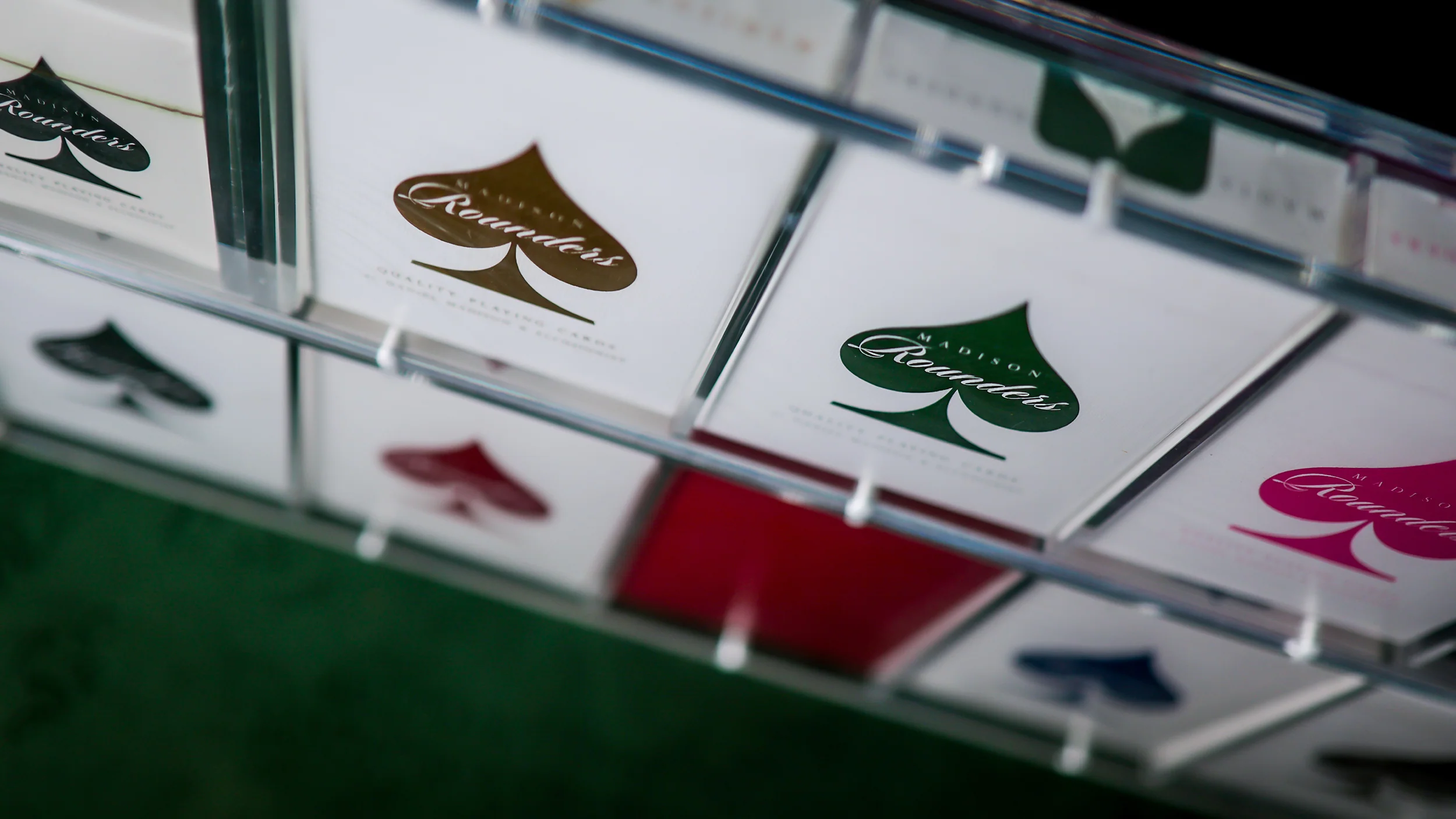 TEN-DECK MADISON ROUNDERS SET with CARAT CASES Signed by MADISON - Image 42