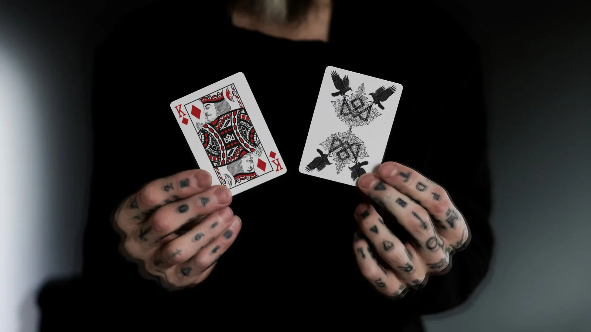 MADISON 52 Entry - ARTIFICE KING of DIAMONDS - Signed by Madison - Image 5