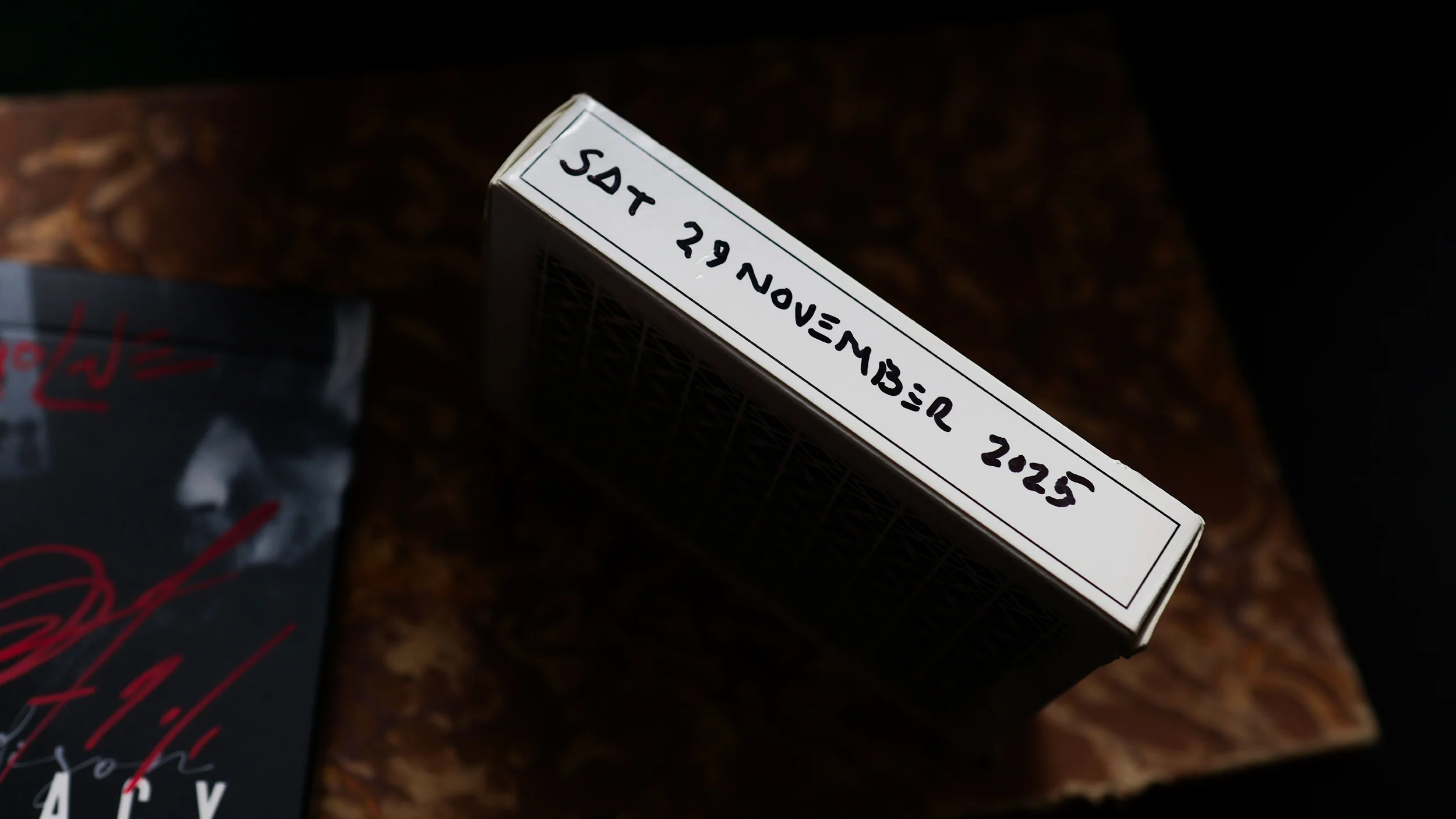 The MADISON ONE MAD BOX - Image 8