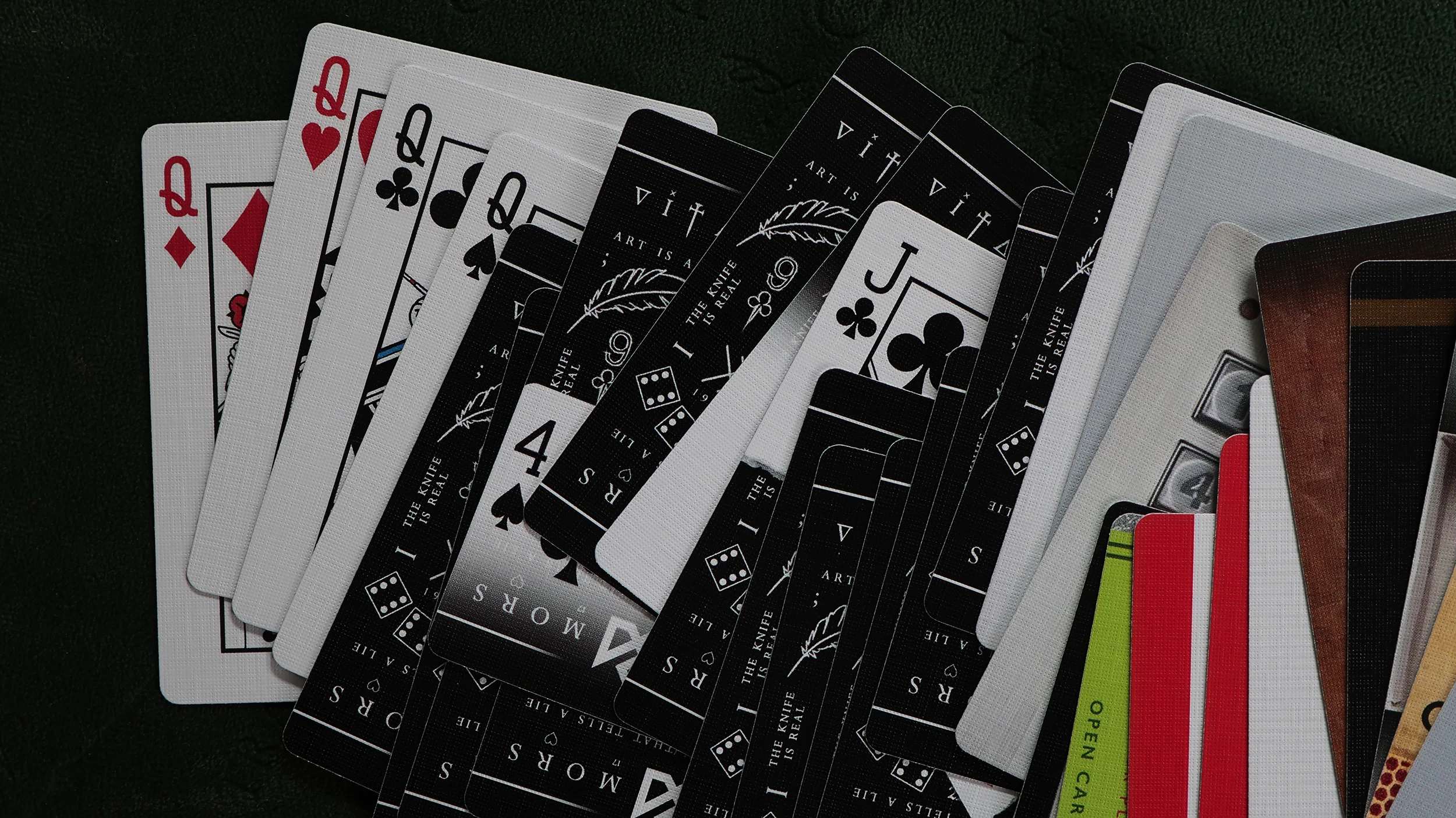 MADISON GAFF Playing Cards - Tribute Black - Image 13