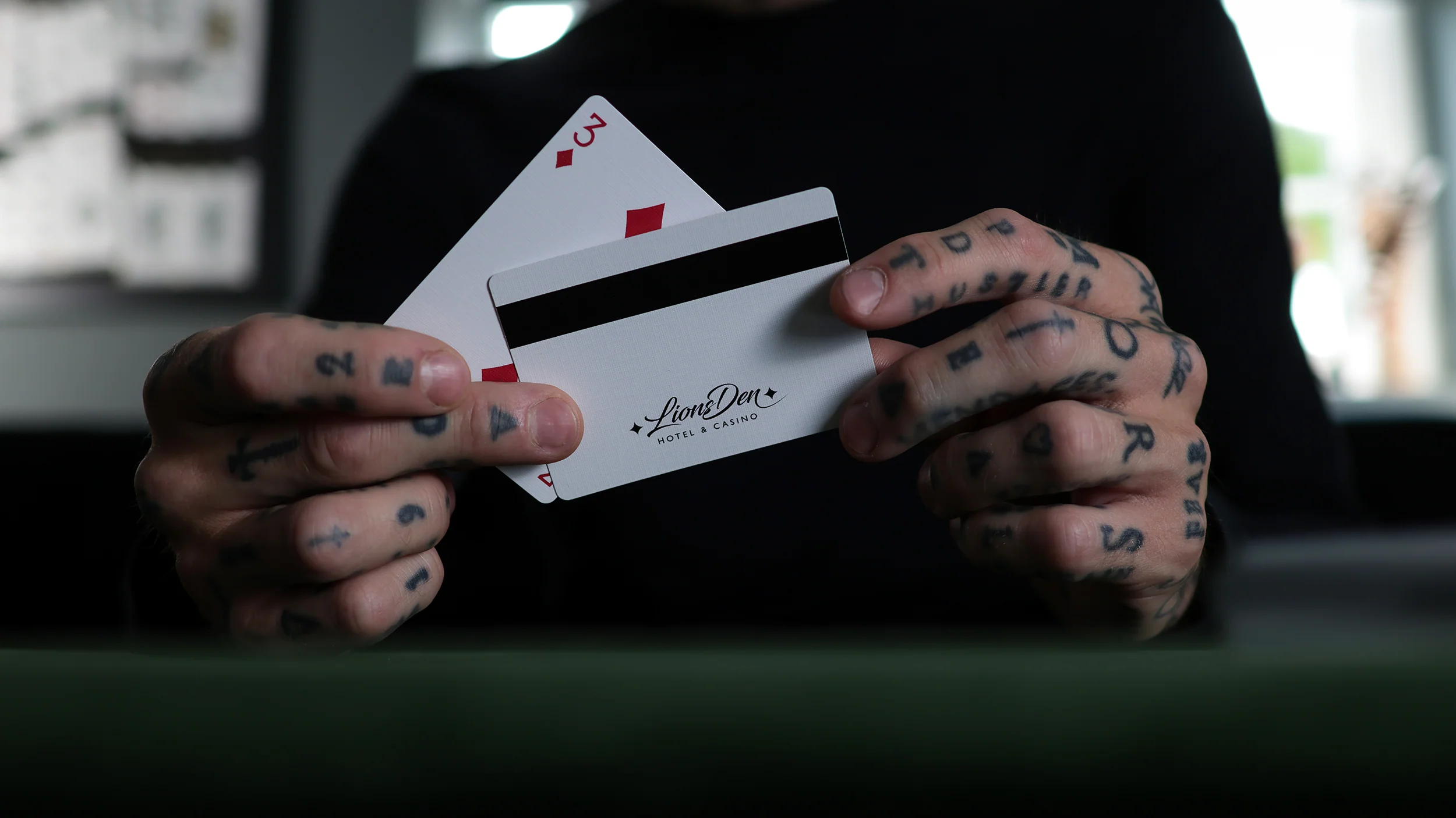 MADISON GAFF Playing Cards - Tribute Black - Image 73