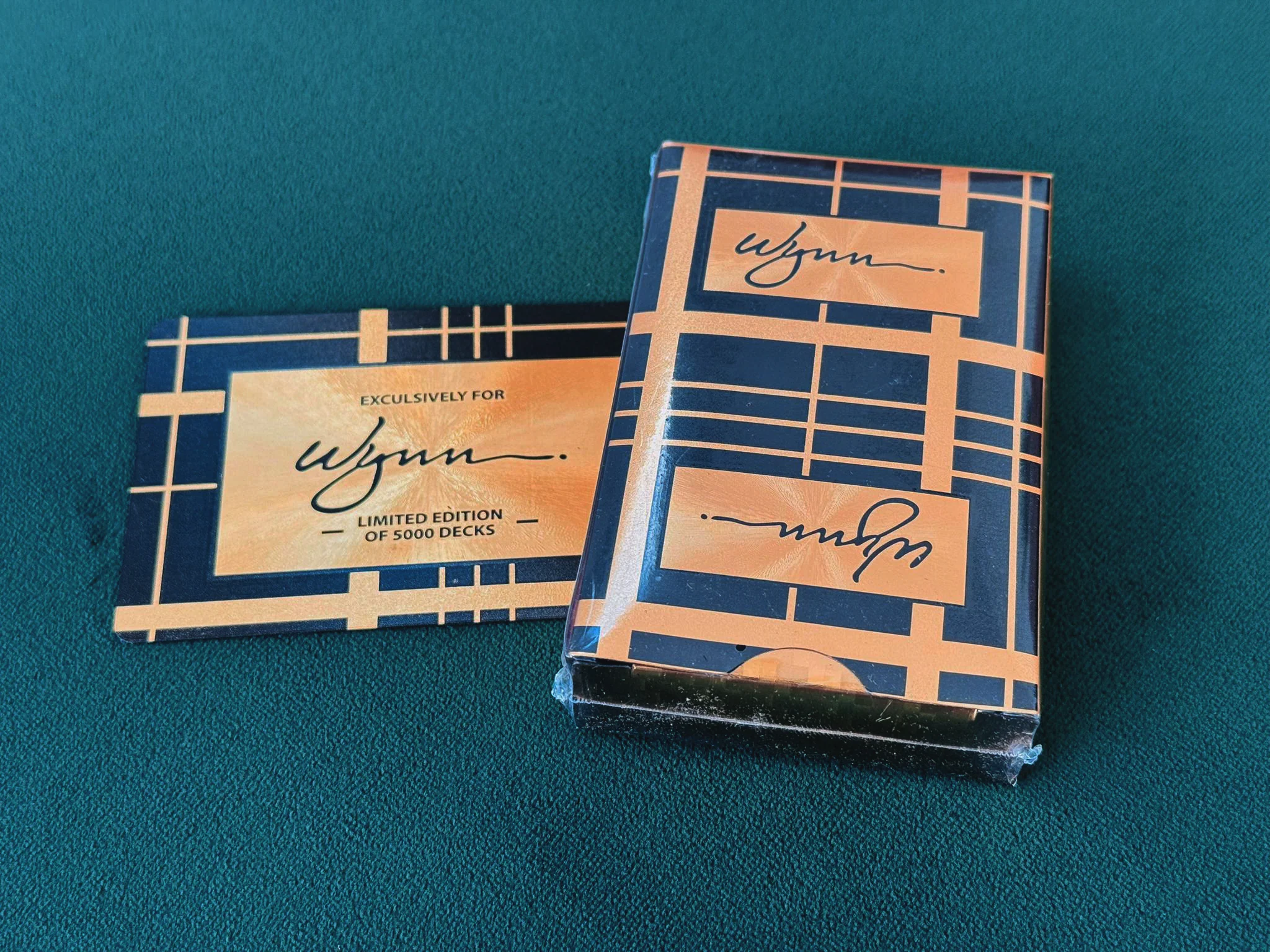WYNN Limited Edition Playing Cards (Gold/Black) - Image 4
